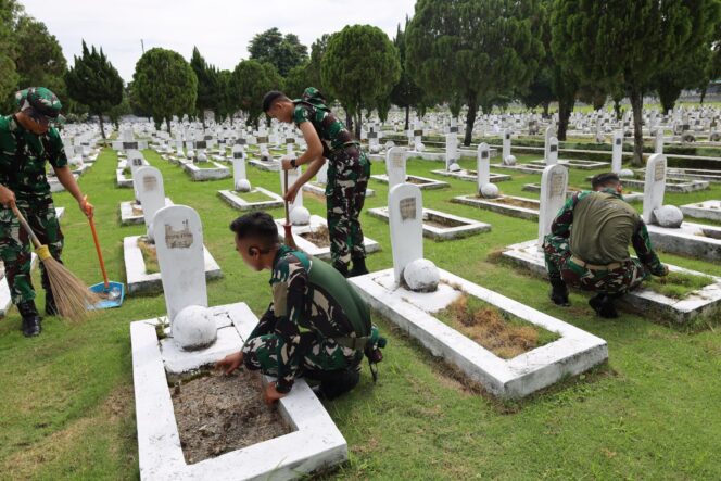 
					Sambut Hari Pahlawan, Lantamal I Laksanakan Karya Bakti di TMP Bukit Barisan