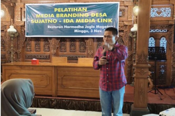 
					Calon Bupati Magetan Sujatno : Mengajak Warga Memanfaatkan Teknologi Digital untuk Memajukan Desa 