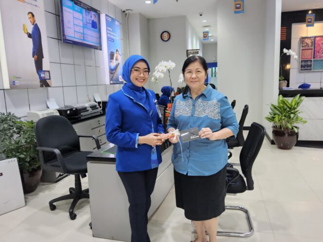 
					Hari Pelanggan Nasional 2025, BRI Branch Office Mall Ambasador Berikan Layanan Terbaik Kepada Nasabah
