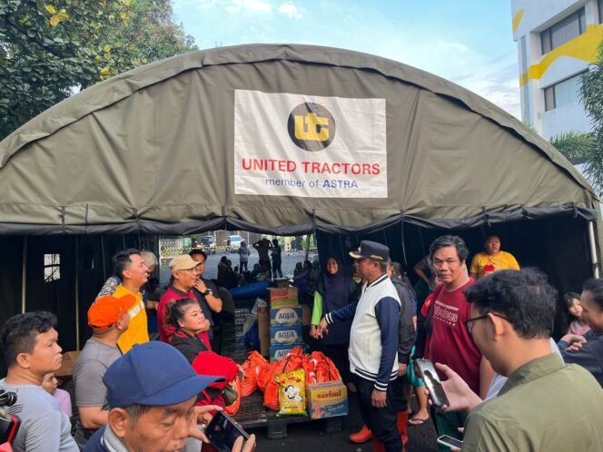 
					Hadir Bersama Masyarakat, United Tractors Respon Cepat Banjir Jabodetabek