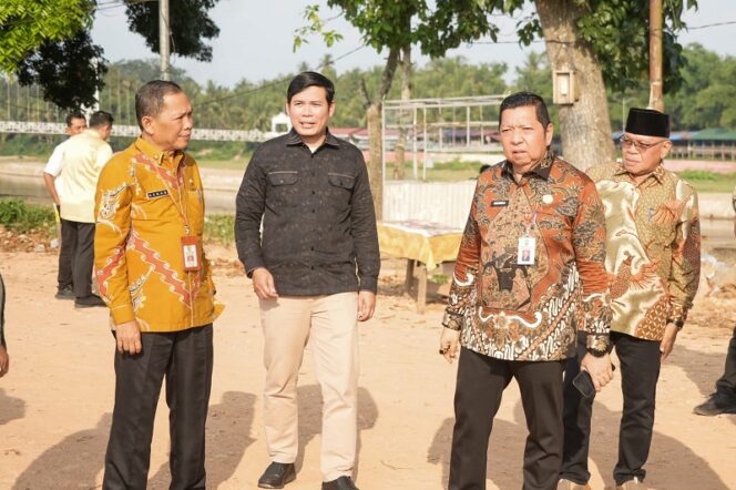 
					Pemprov dan Pemkab Kuansing Bahas Kesiapan MTQ Riau 2026 Saat Peninjauan Lokasi