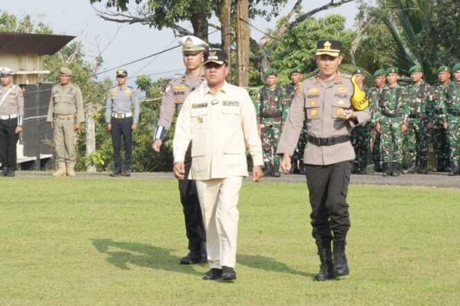 
					Jelang Idul Fitri, Apel Operasi Ketupat Tegaskan Soliditas Pemkab Kuansing dan TNI–Polri